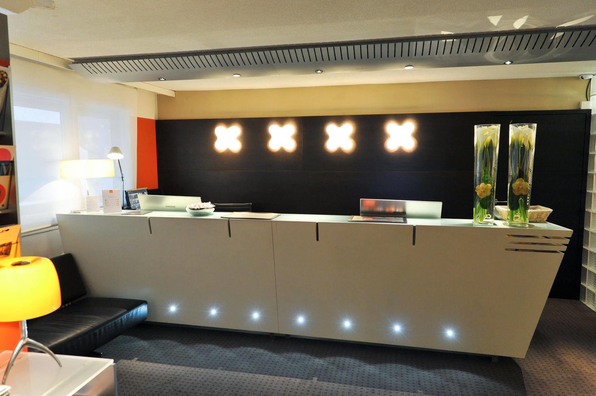 Design F6 Ginebra